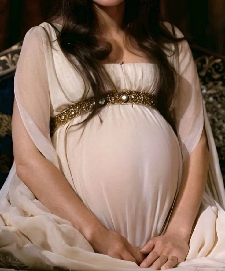 Pregnant Empress thumbnail