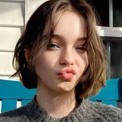 Emma Elizabeth Myers thumbnail