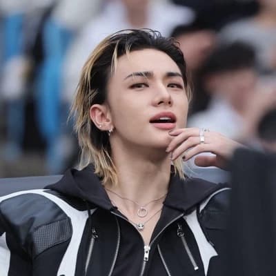 Hwang Hyunjin thumbnail