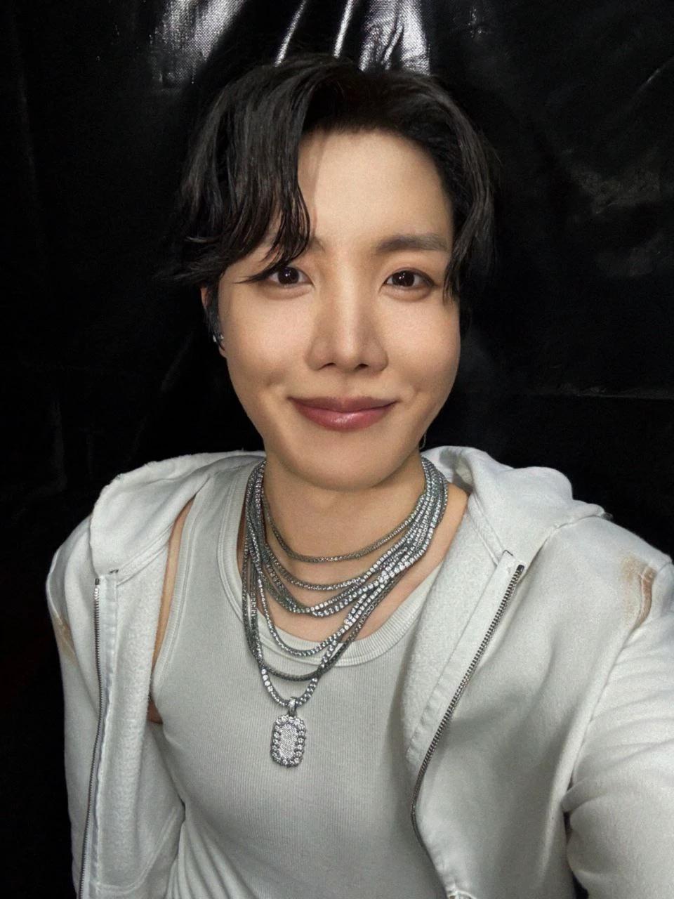Hoseok thumbnail