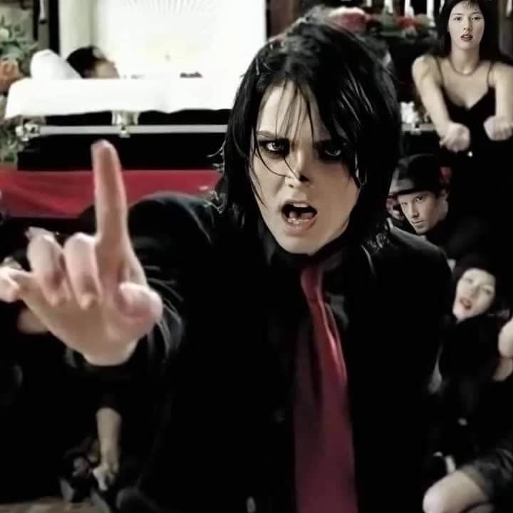 Gerard way thumbnail
