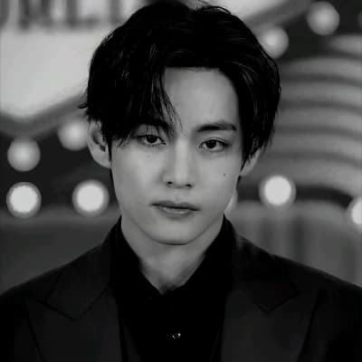 Kim Taehyung (V) thumbnail