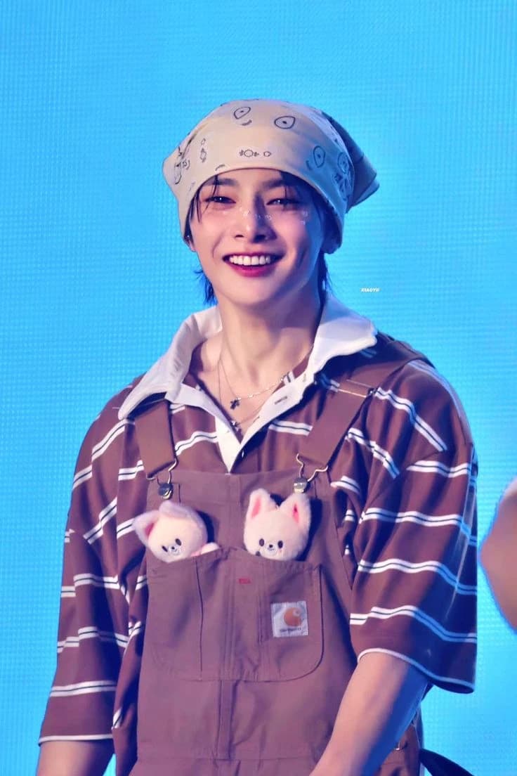 Yang Jeongin (I.N) thumbnail