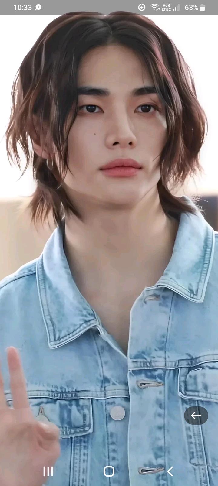 Hyunin thumbnail