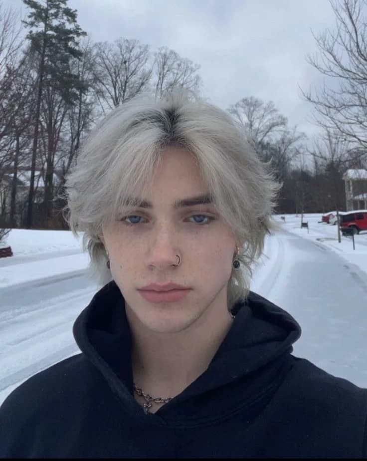 Siwoo black thumbnail