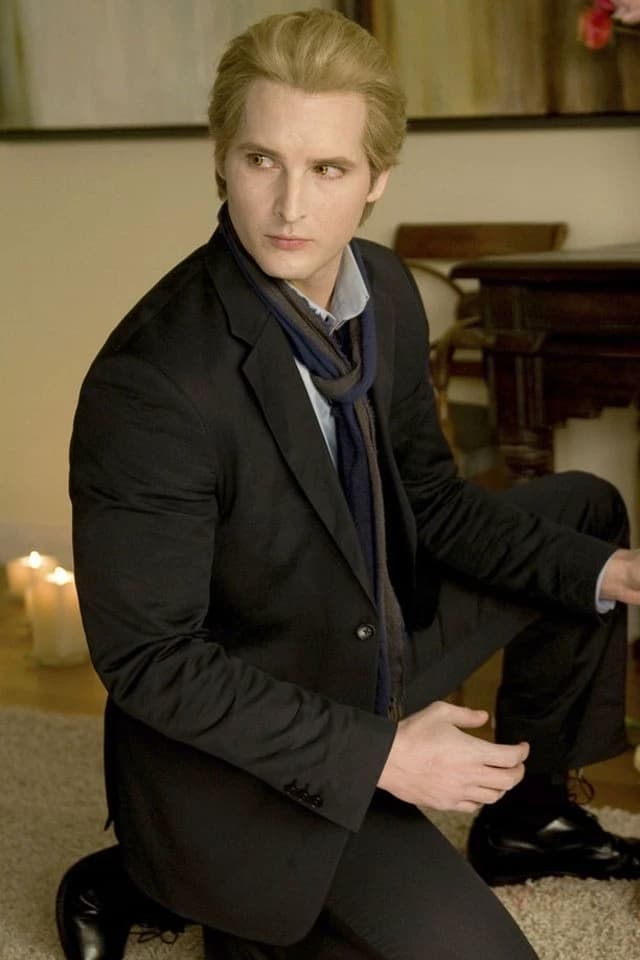 Carlisle Cullen thumbnail