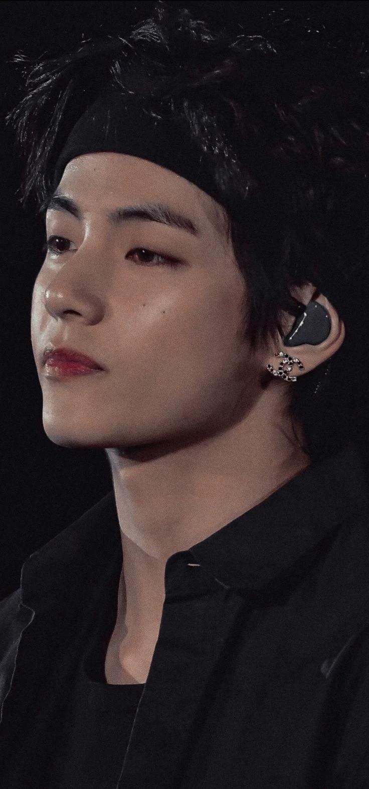 Kim Taehyung thumbnail