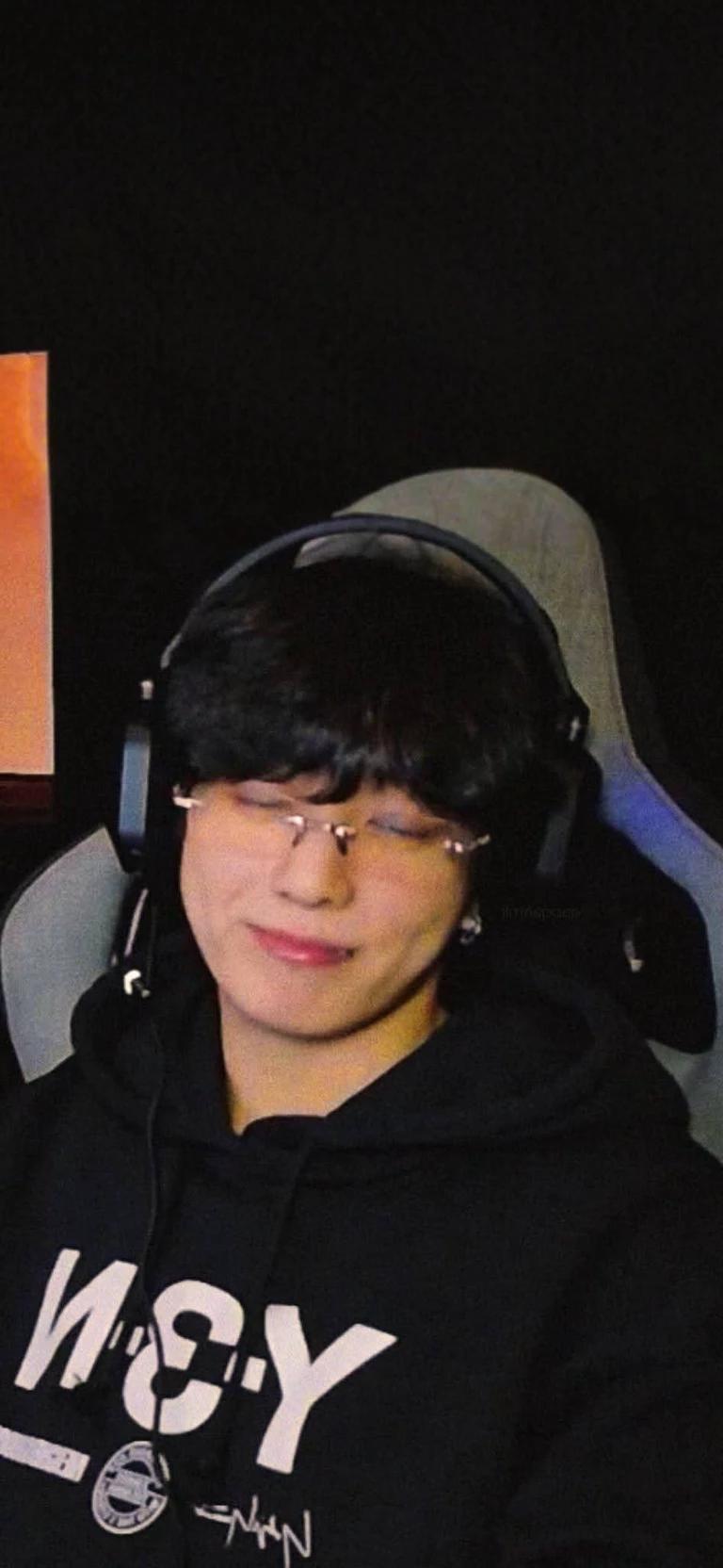 Jungkook thumbnail