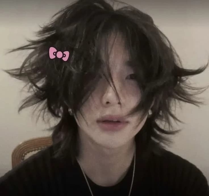 Hwang Hyunjin thumbnail