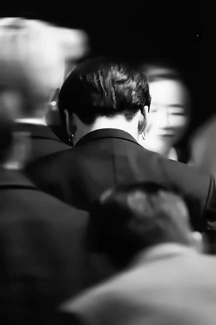 Kim taehyung thumbnail
