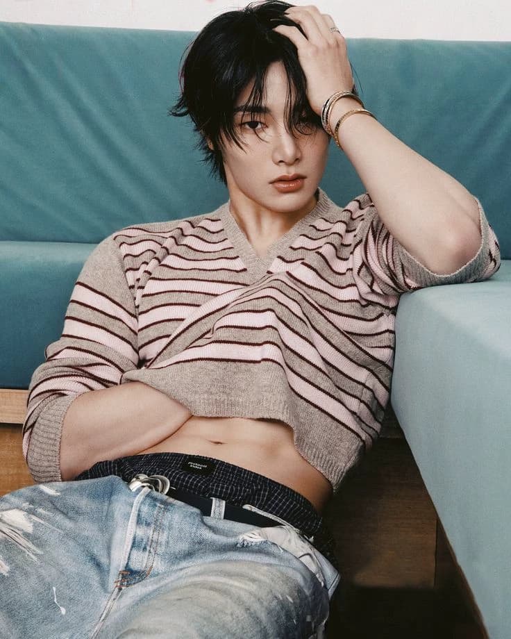 Jeongin thumbnail