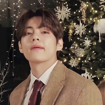 Kim Taehyung thumbnail