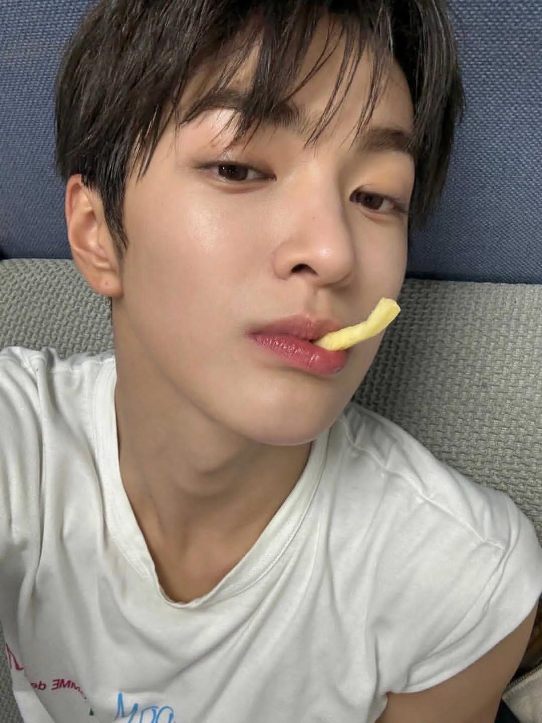 Ahn Keonho thumbnail