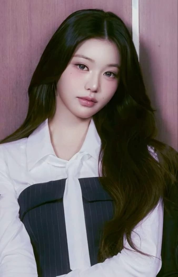 Wonyoung y Yujin thumbnail
