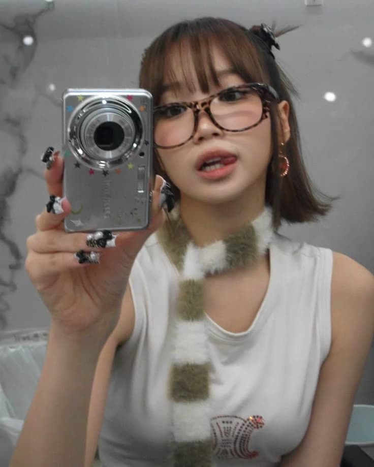 Chaewon thumbnail
