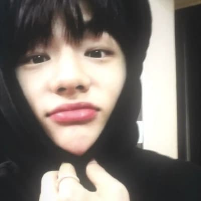 🥟Hyunjin 🥟 thumbnail