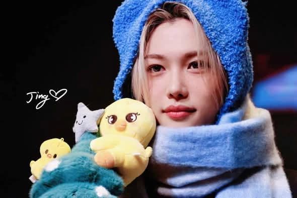 Felix, submissive omega thumbnail
