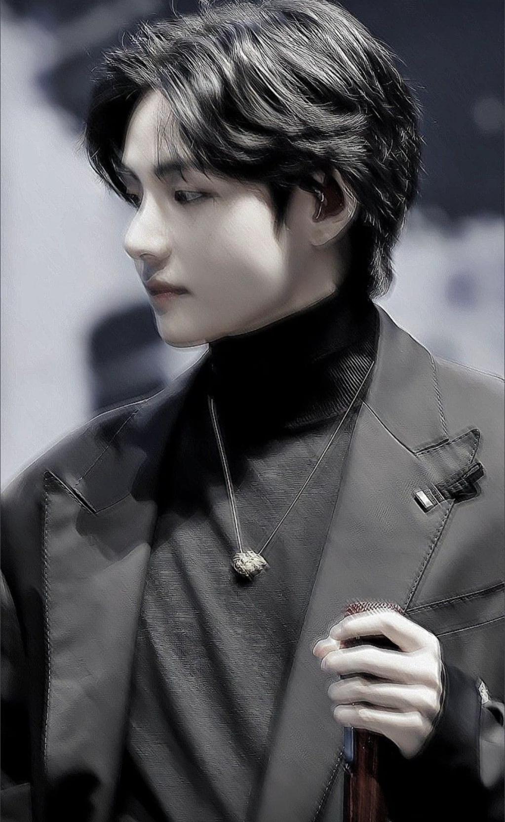 Kim Taehyung thumbnail