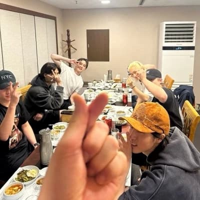 Straykids  thumbnail