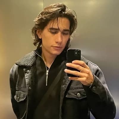 Enzo Vogrincic Roldán thumbnail
