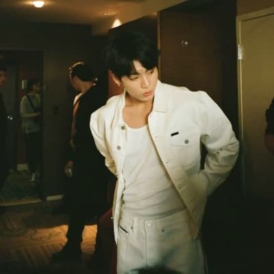Jeon Jungkook thumbnail