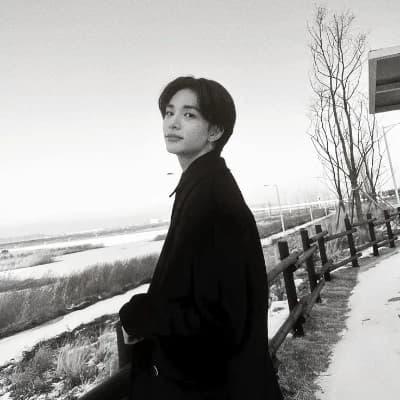 Hyunjin thumbnail
