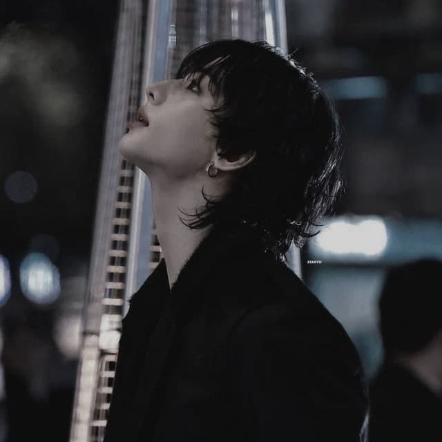 Hwang Hyun-jin thumbnail