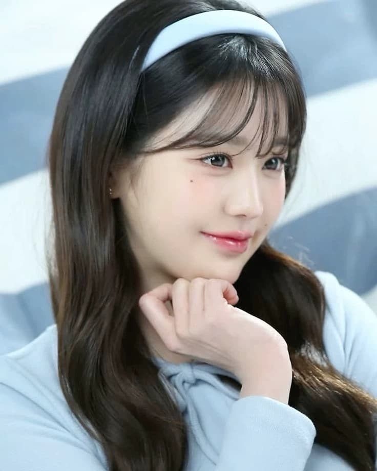Wonyoung thumbnail