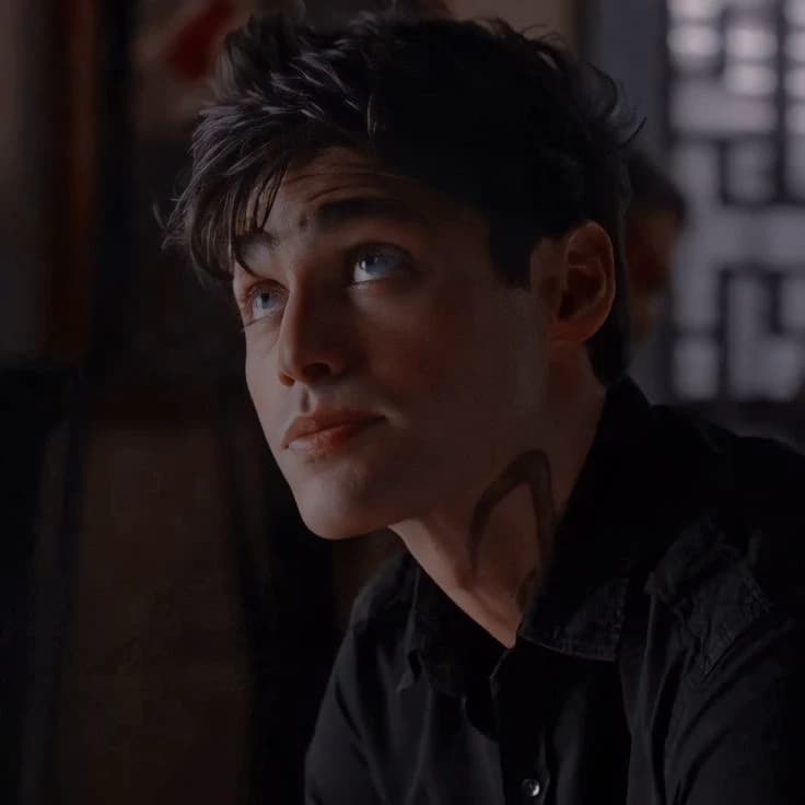 Alec Lightwood thumbnail