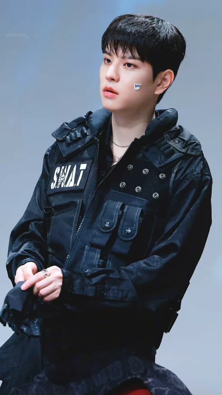 Seungmin police thumbnail