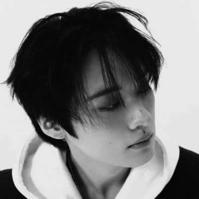 Lee Know thumbnail