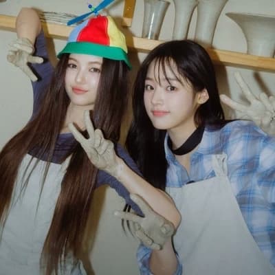 NewJeans (Minji, Danielle, Hanni, Haerin, Hyein) thumbnail
