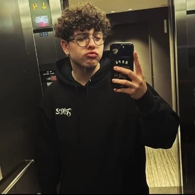 Arenovitzz thumbnail