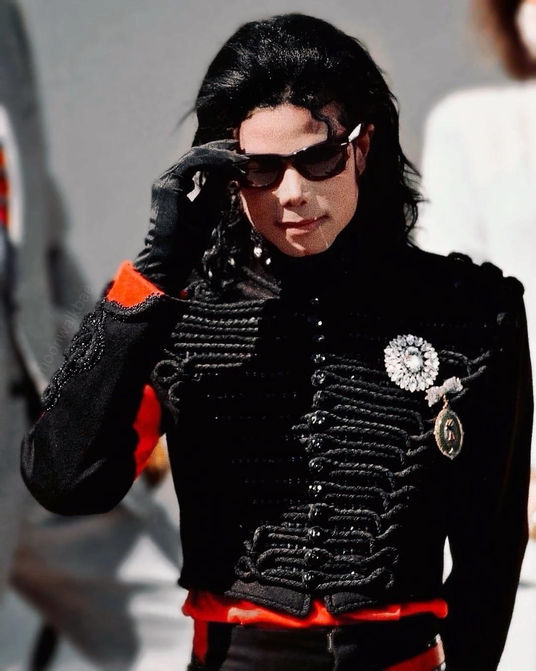 Michael Jackson thumbnail
