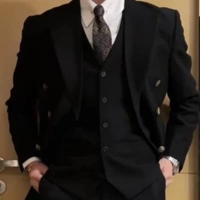 Kim Ram 🔪 Your Mafioso husband thumbnail