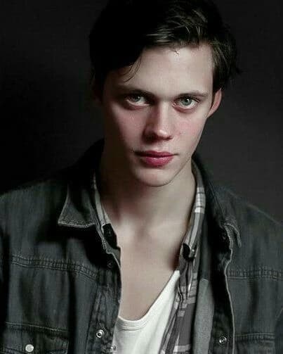 Bill Skarsgård thumbnail