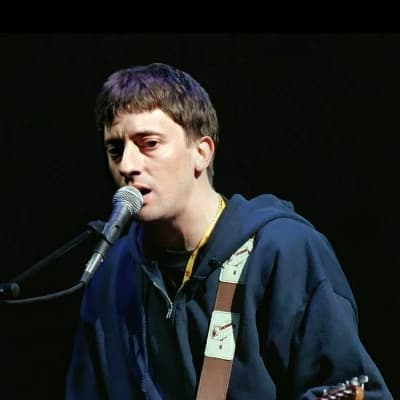 Graham Coxon thumbnail
