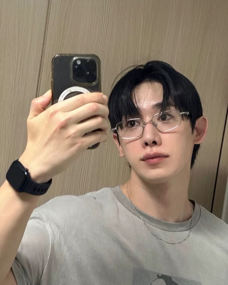 Wonho thumbnail