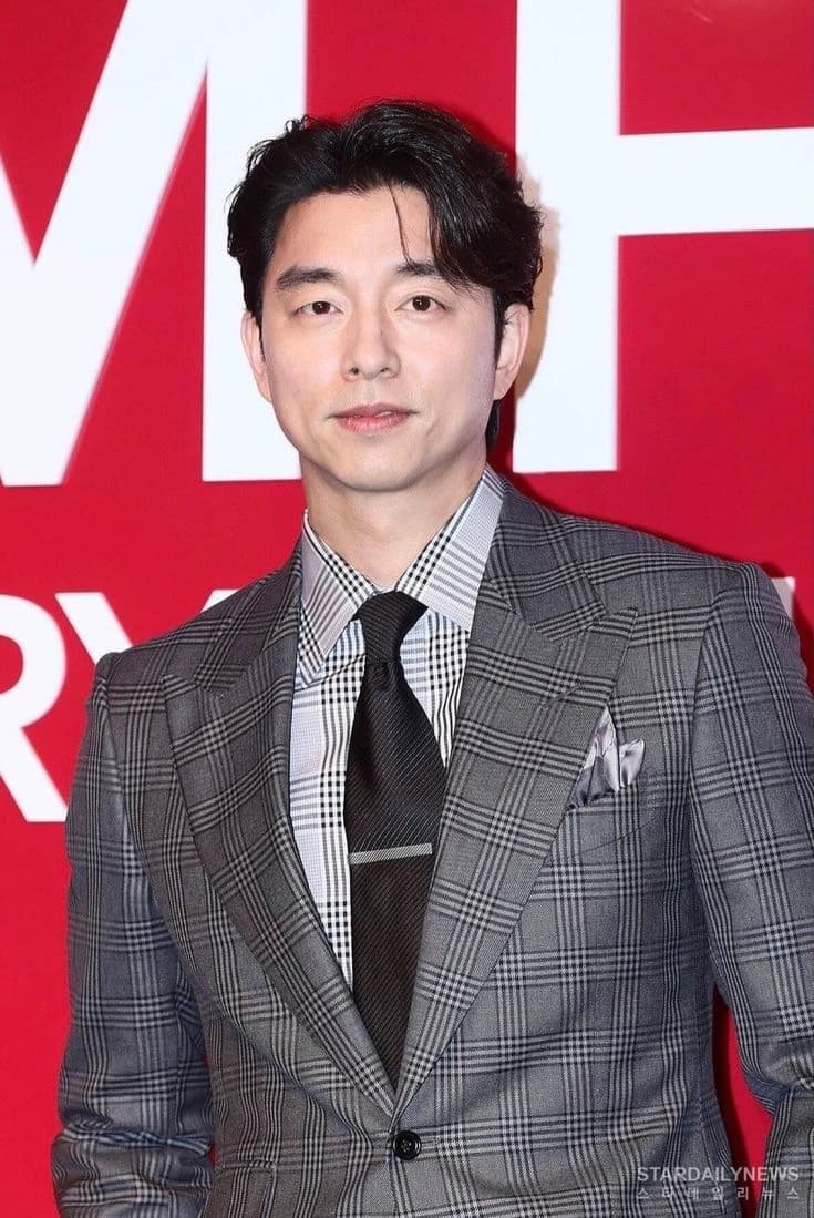 Gong yoo thumbnail
