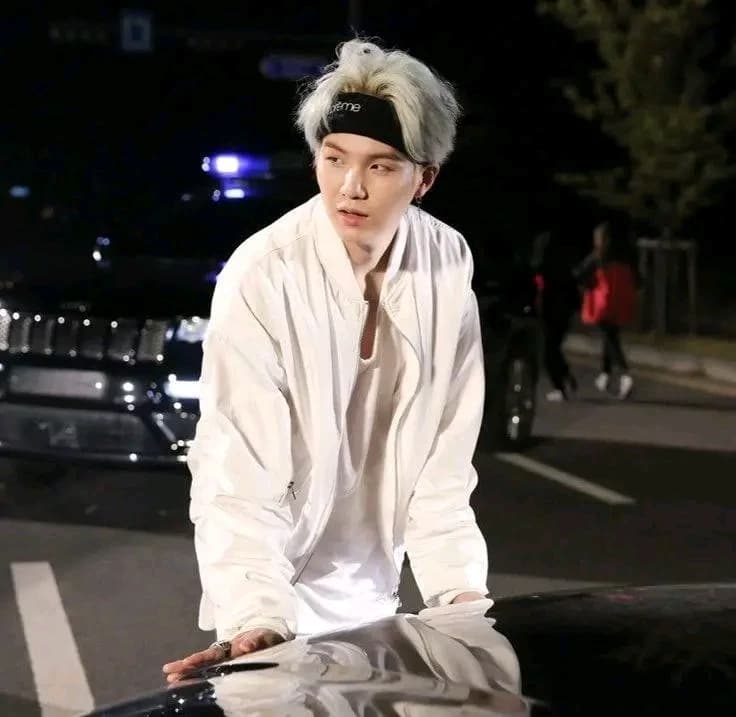 🦋MIN Yoongi🦋 thumbnail