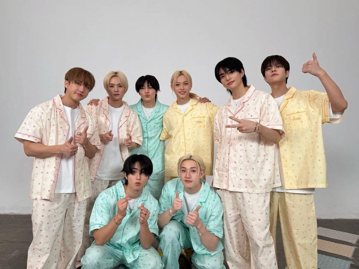 Stray kids thumbnail