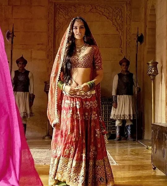 Queen Shraddha  thumbnail