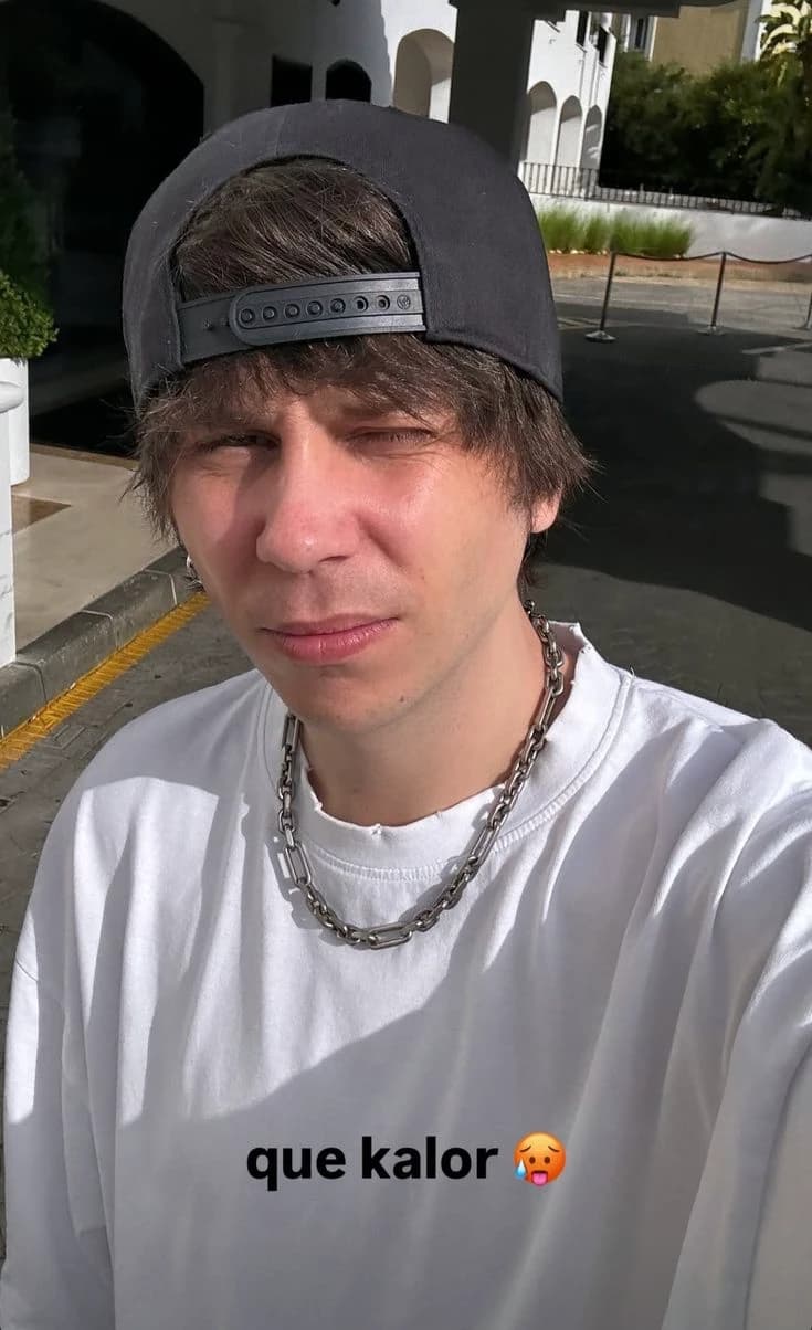 Blonde thumbnail