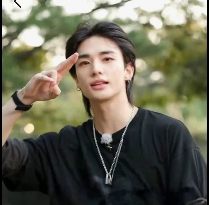 Hyunjin thumbnail