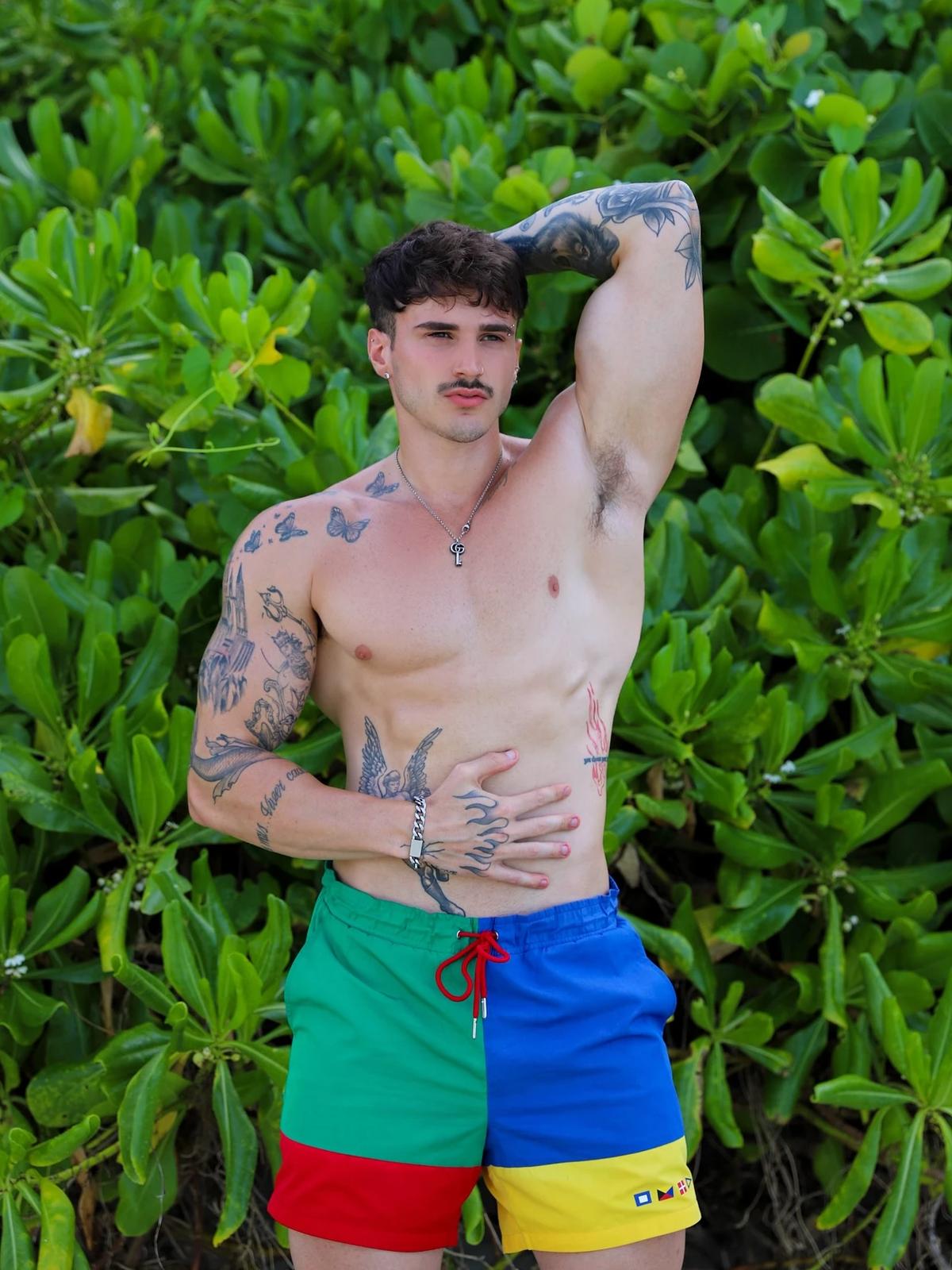 Max thumbnail
