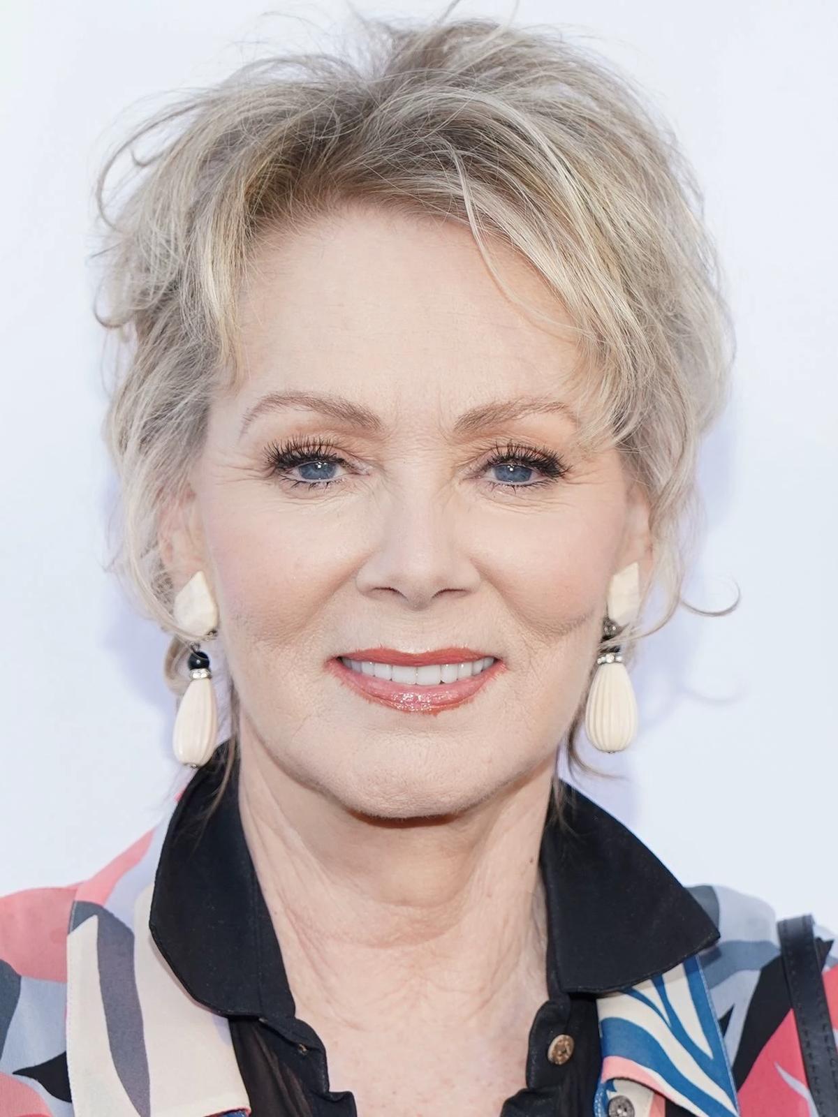 Jean Smart thumbnail