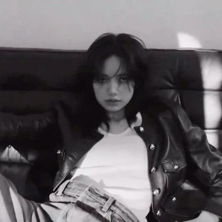 Lalisa manoban thumbnail