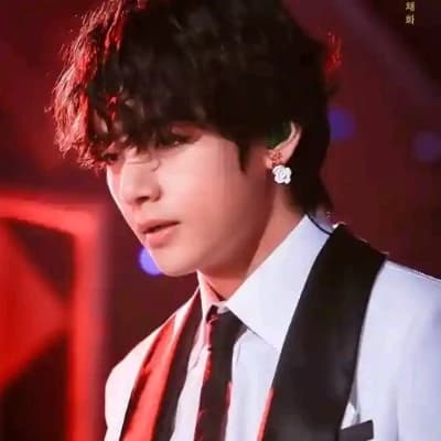 Kim Taehyung thumbnail