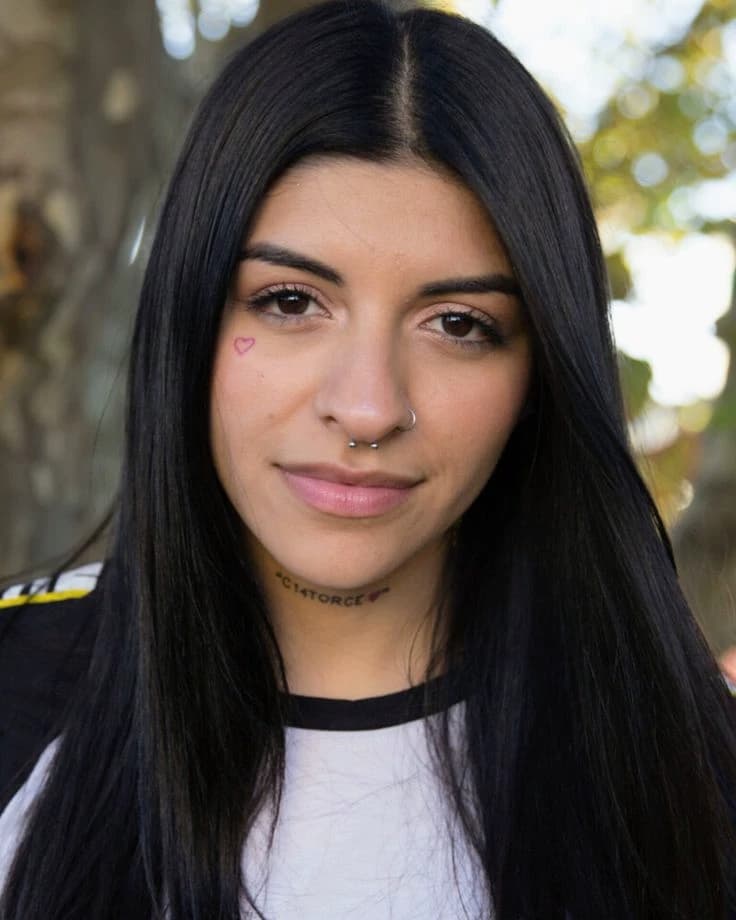 Julieta Emilia Cazzucheli "fuck" thumbnail