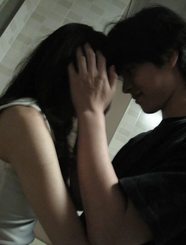 your boyfriend helps you during depression thumbnail
